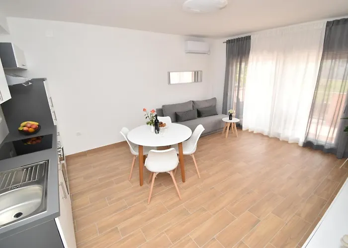 Διαμέρισμα Ivan *