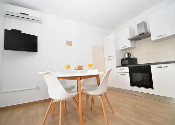 Ivan Апартаменты Задар